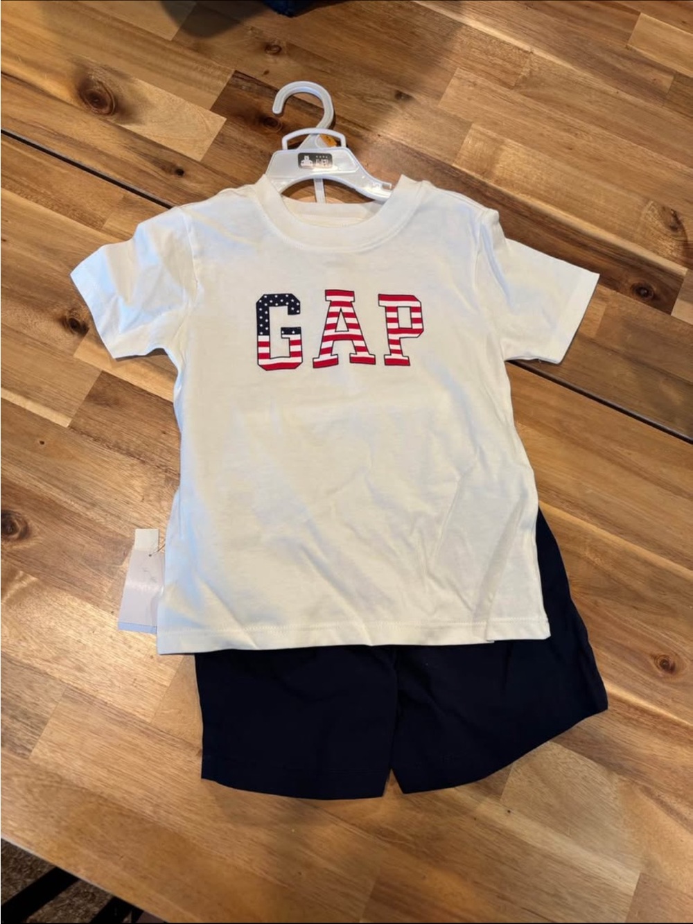 Gap 3T boys Fourth of July 2 piece set